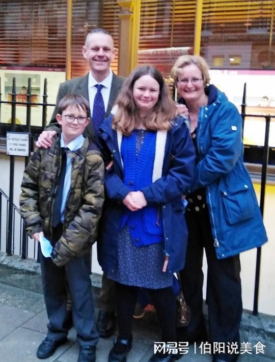 被我捡回家的男人身价不菲